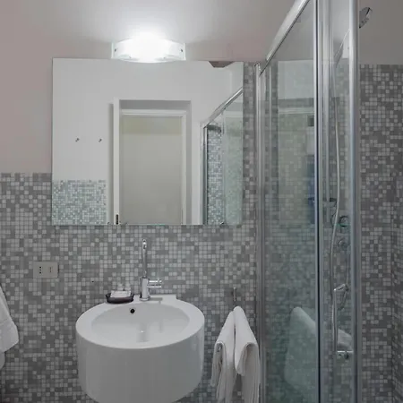 Elegante Rifugio In Centro Storico Tra Piazza Del Popolo E Piazza Di Spagna Apartment Rome