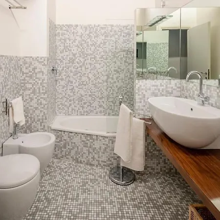 Apartment Elegante Rifugio In Centro Storico Tra Piazza Del Popolo E Piazza Di Spagna